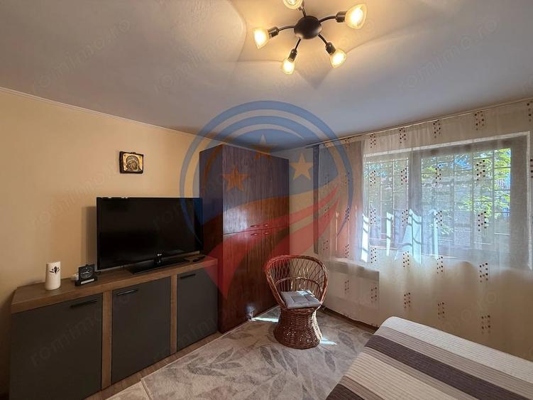 Casă cu 3 camere cu Teren 2100 Mp în Bunești (Mălureni)