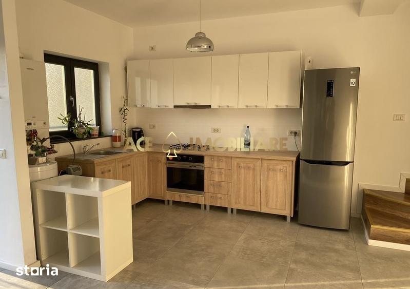 Casă cu 4 camere cu Teren 75 Mp în Central