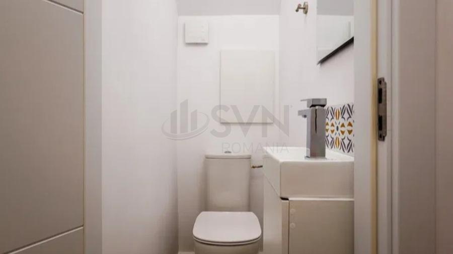 Apartament cu 3 camere decomandat în Primăverii