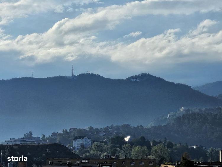Apartament cu 3 camere decomandat în Sud
