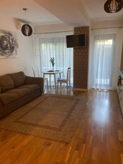 Apartament cu 2 camere semidecomandat, mobilat în Domenii
