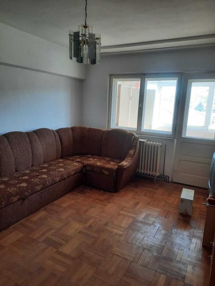Apartament cu 2 camere nedecomandat în Central