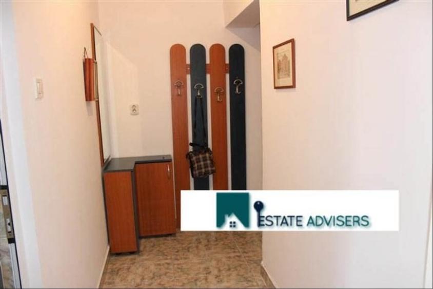 Apartament cu 2 camere semidecomandat, mobilat în Romană