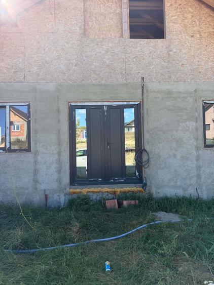 Casă cu 3 camere cu Teren 500 Mp în Secuia