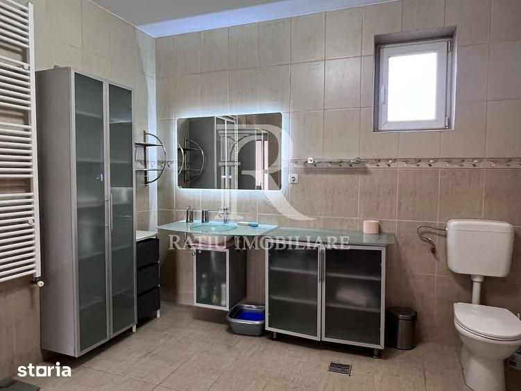 Casă cu 4 camere cu Teren 680 Mp în Sântandrei
