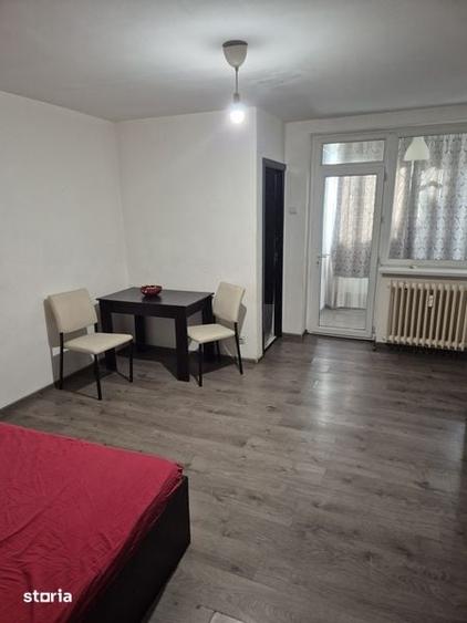 Garsonieră în Brazda lui Novac