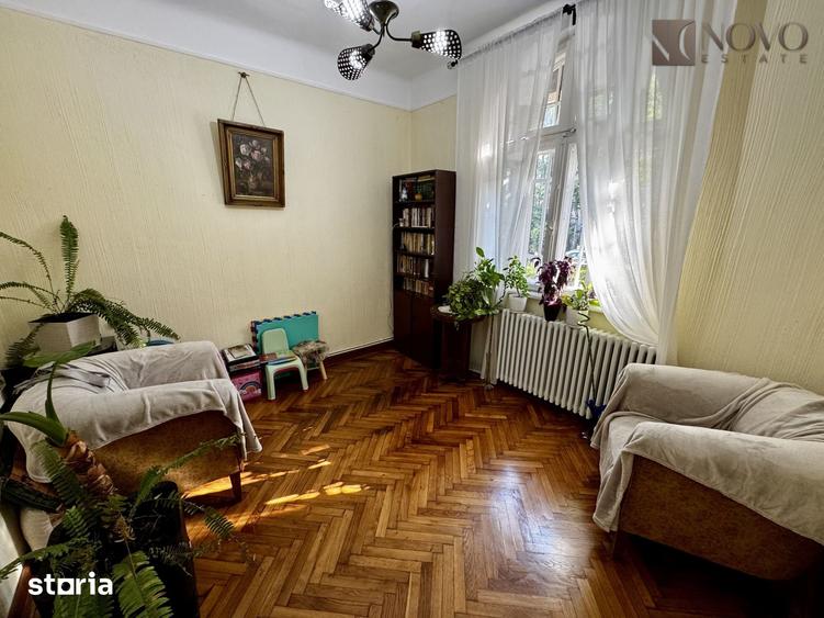 Apartament cu 4 camere decomandat în Eminescu