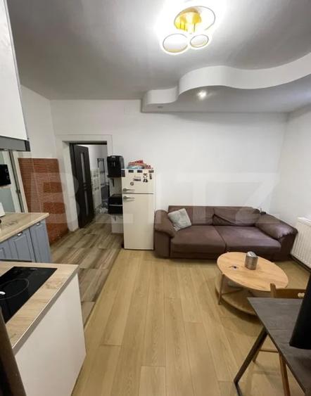 Apartament cu 2 camere decomandat, mobilat în Brașovul Vechi