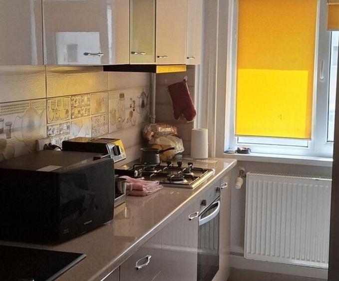 Apartament cu 2 camere decomandat în Lacul Tei