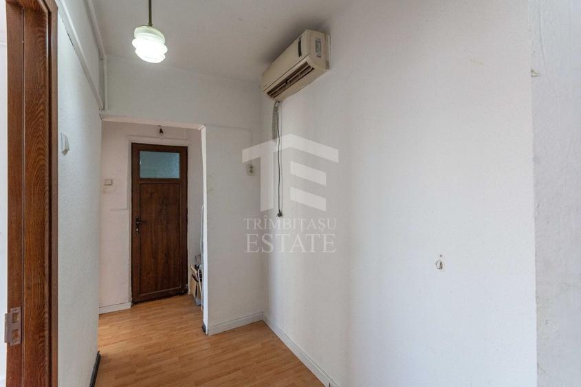 Apartament cu 3 camere decomandat în Pantelimon