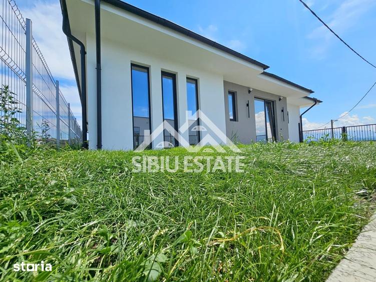 Casă cu 4 camere cu Teren 310 Mp în Chirpăr