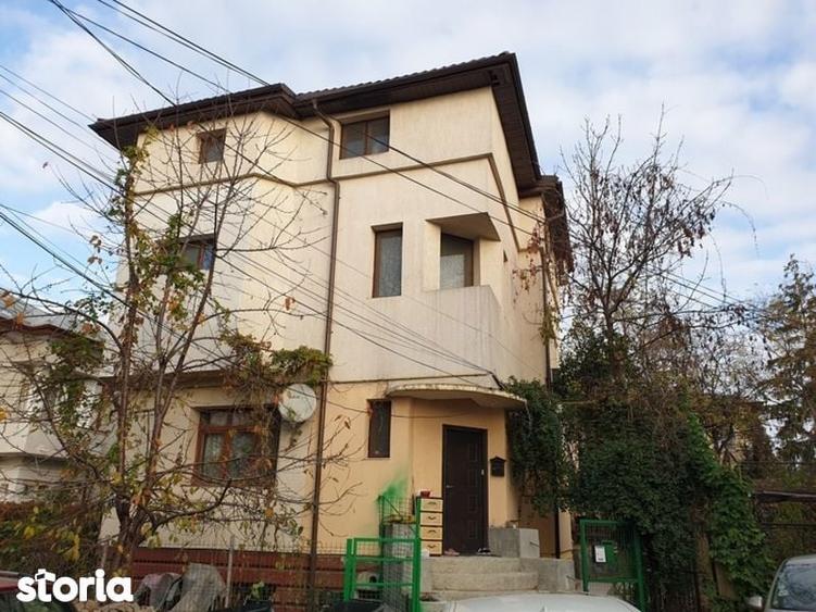 Apartament cu 4 camere în Central