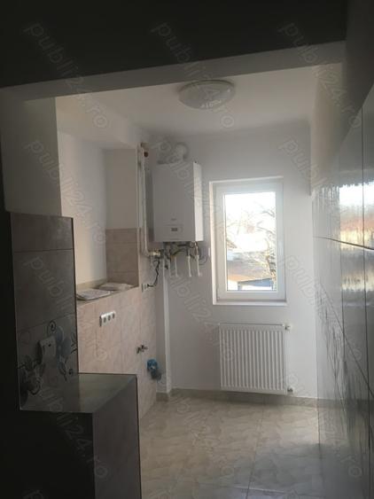 Apartament cu 3 camere în 14 Mai