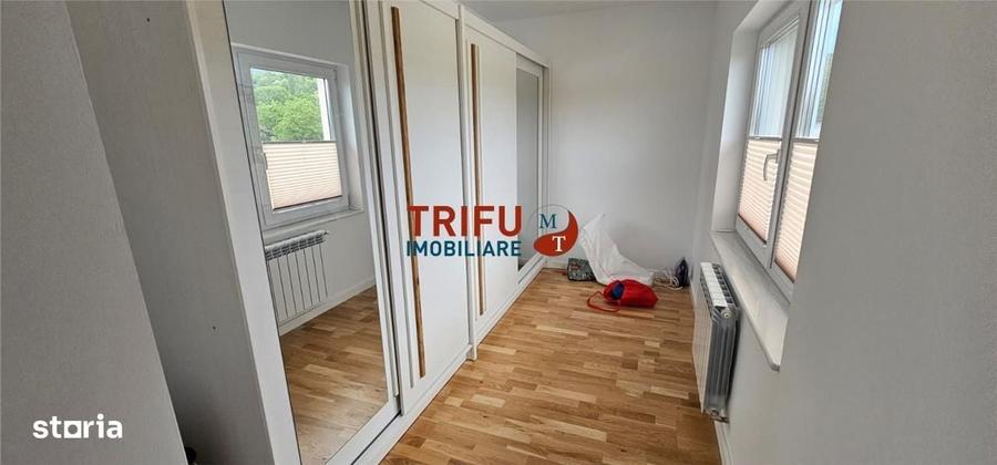Casă cu 4 camere în Cetate