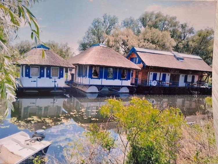 Hotel/Pensiune, de 20 mp, în Crișan