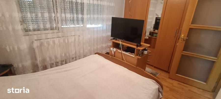 Apartament cu 2 camere semidecomandat în Micro 3
