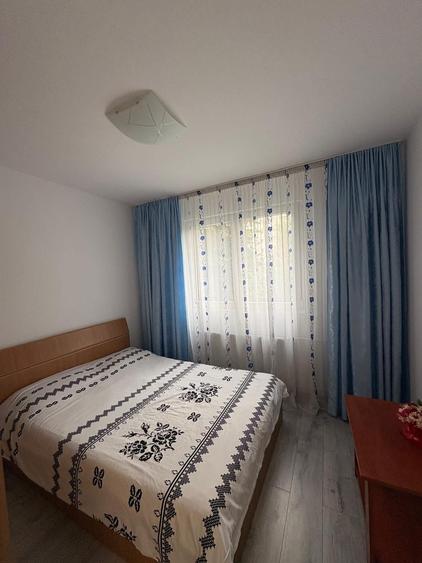 Apartament cu 2 camere semidecomandat în Giurgiului