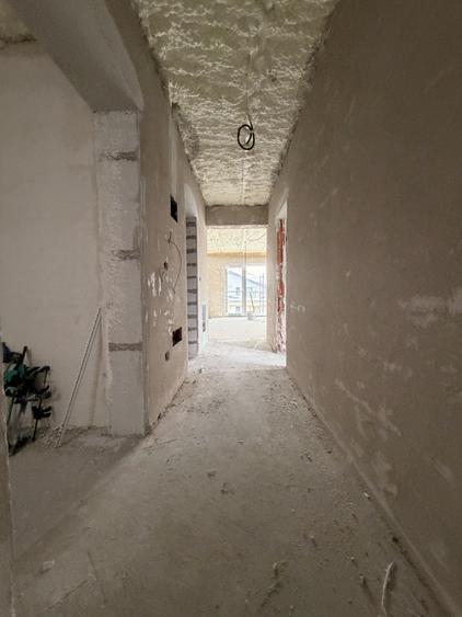 Apartament cu 3 camere decomandat în Giroc