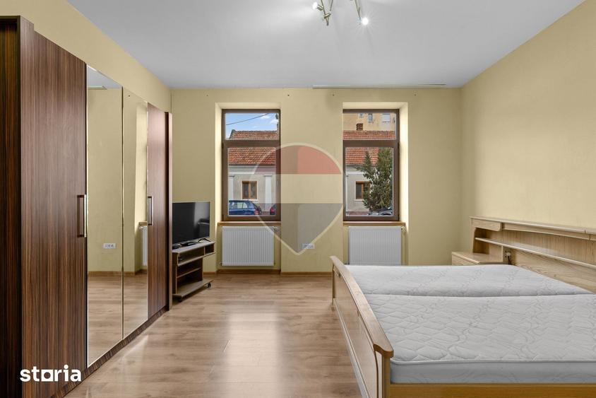 Apartament cu 2 camere semidecomandat în Central