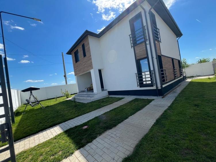 Casă cu 4 camere cu Teren 500 Mp în Ciorogârla