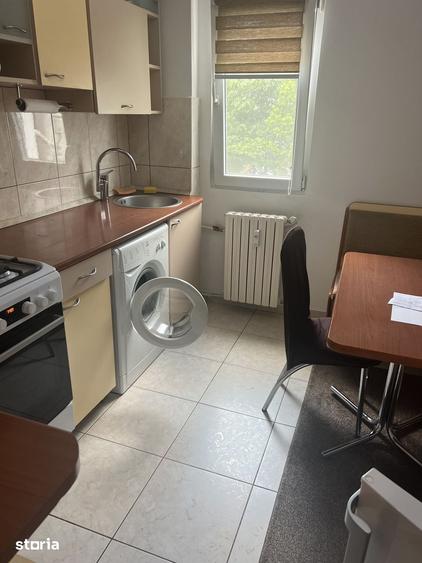 Apartament cu 2 camere în Podu Roș