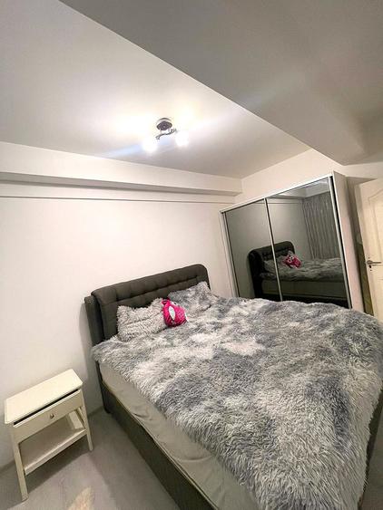 Apartament cu 2 camere semidecomandat în Fundeni