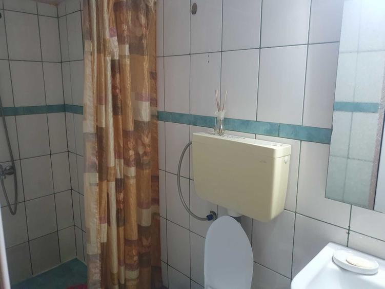 Inchiriez 2 garsoniere la elevi si studenti - 7