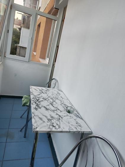 Apartament cu 2 camere decomandat în Cedonia