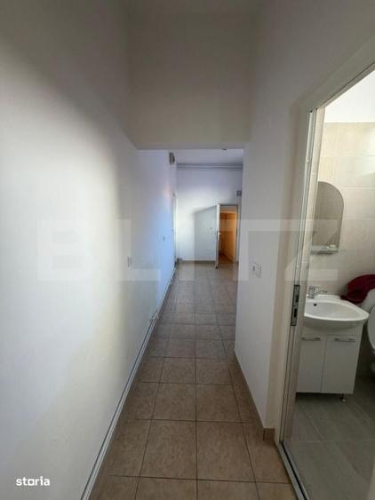 Spațiu comercial, de 40 mp, în Central