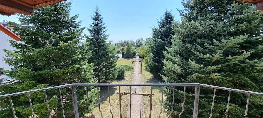 Casă cu Teren 1260 Mp în Buda