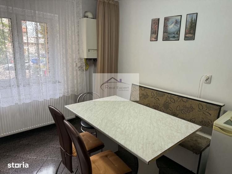 Apartament cu 2 camere decomandat în Zorilor