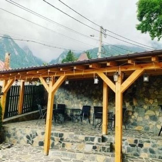 Casă cu 4 camere în Central