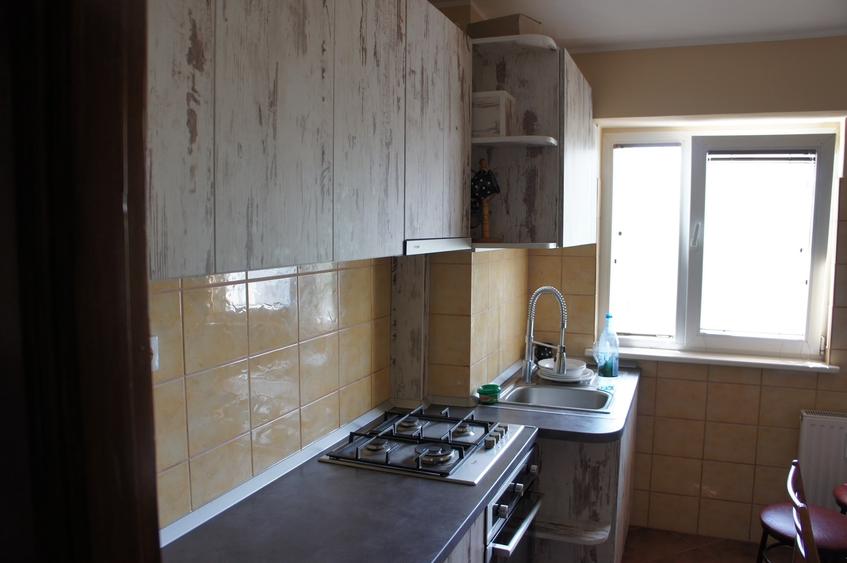 Apartament cu 3 camere decomandat în Dorobanți