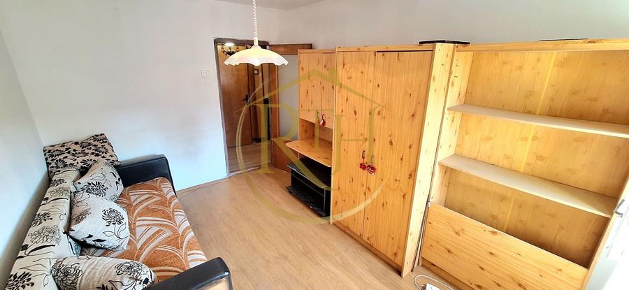 Apartament cu 2 camere decomandat, mobilat în Torontalului