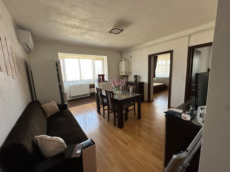Apartament cu 3 camere decomandat în Unirii