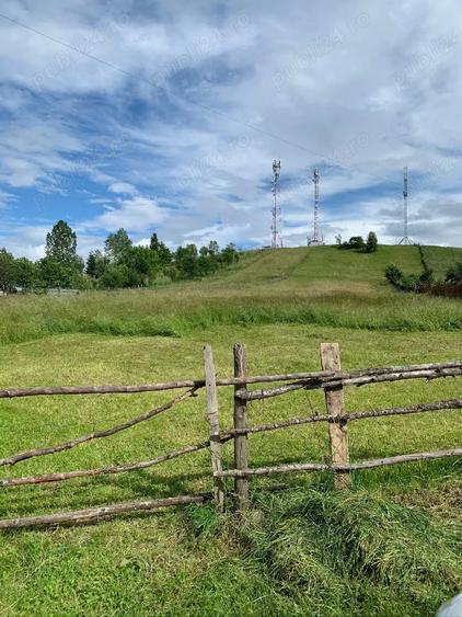 Teren de 2200 mp, în Central