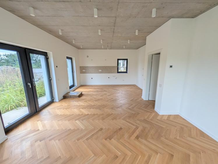 Casă individuală cu 4 camere cu Teren 460 Mp în Balotești