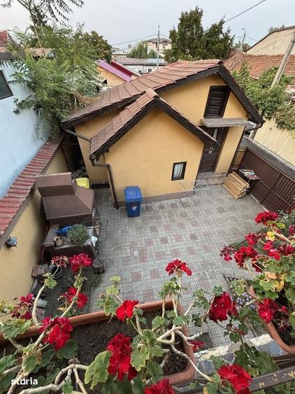 Casă cu 4 camere cu Teren 186 Mp în Rovine