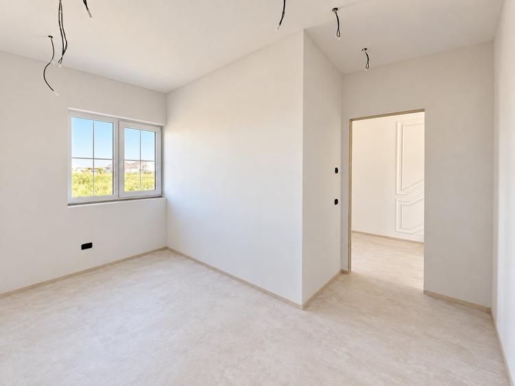 Duplex cu 5 camere cu Canalizare în Moșnița Veche