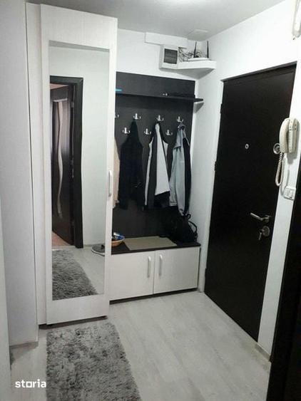Apartament cu 3 camere semidecomandat în Burdujeni