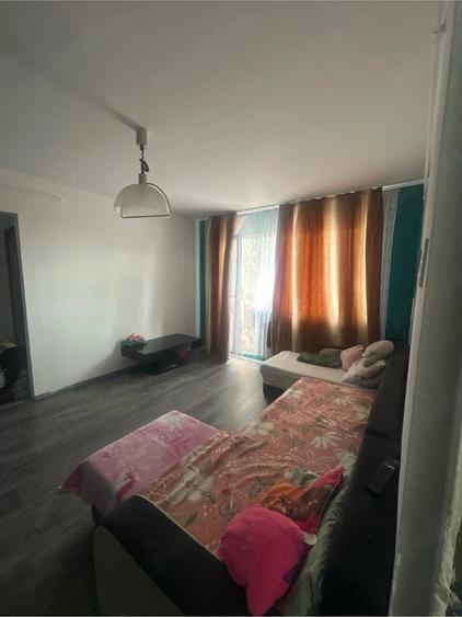 Apartament cu 2 camere semidecomandat în Poștei - Bucov