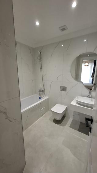 Apartament cu 3 camere decomandat în Pipera