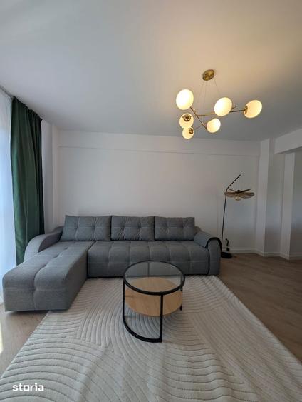 Apartament cu 4 camere, mobilat în Florești