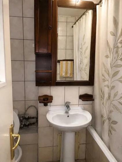 Apartament cu 3 camere decomandat, mobilat în Lujerului