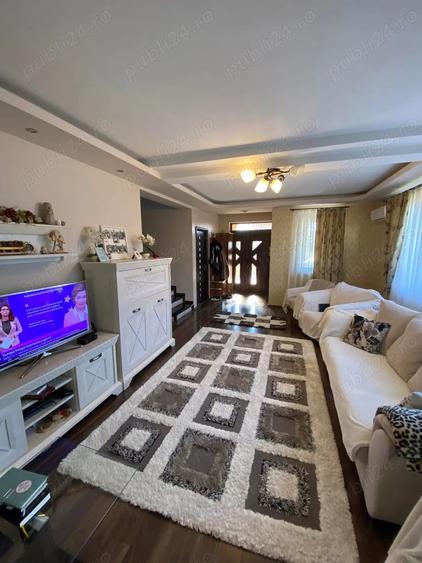 Casă cu Teren 760 Mp în Centura
