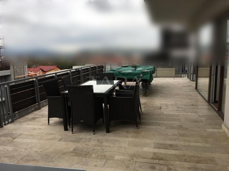 Apartament cu 4 camere decomandat în Bună Ziua