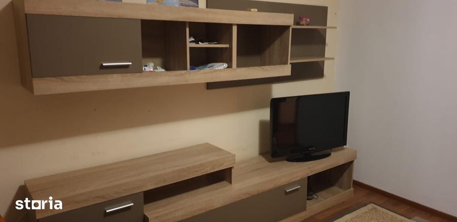 Apartament cu 2 camere decomandat în Independenței