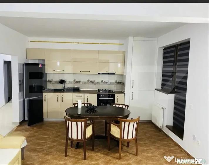 Apartament cu 3 camere decomandat în Mărăști
