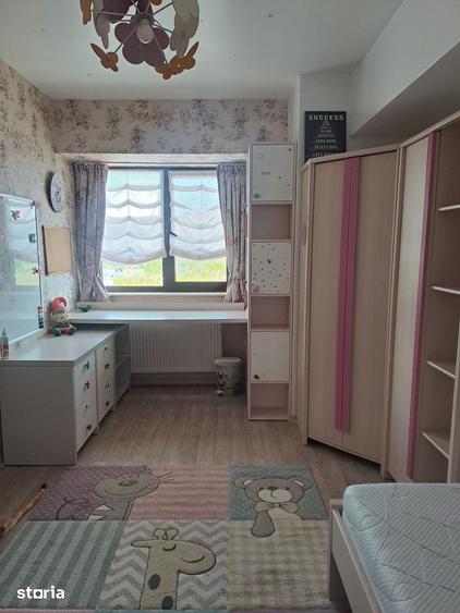 Apartament cu 4 camere în Central