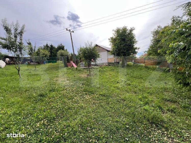 Casă cu 2 camere cu Canalizare în Central